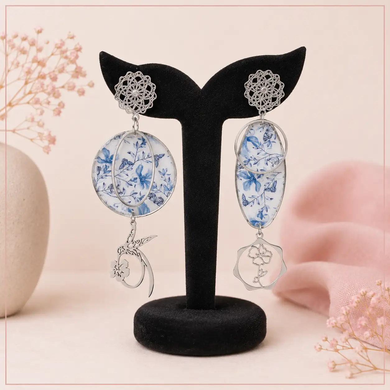 Boucles d’oreilles pendantes argentées en acier inoxydable, résine et papier transfert floral