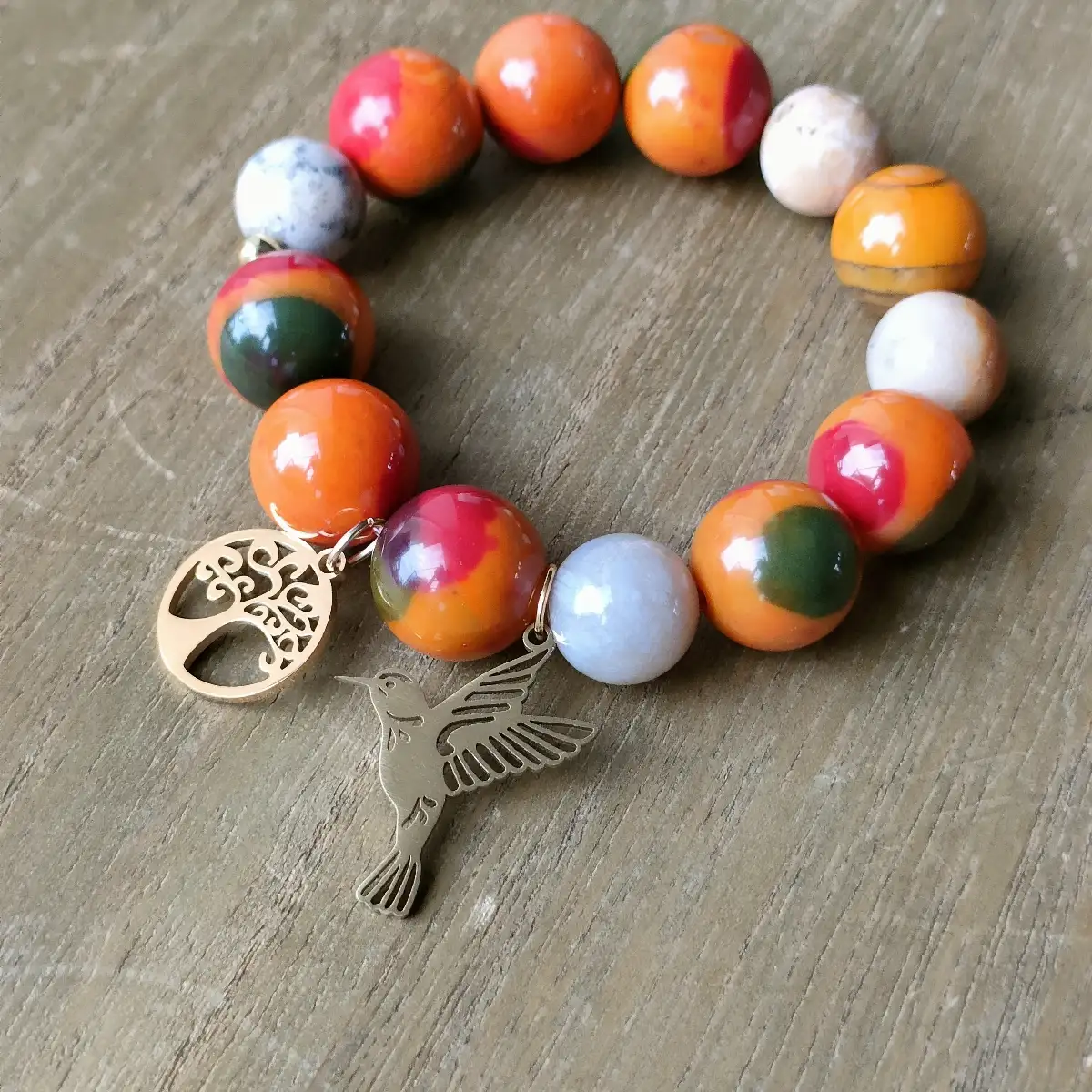 Bracelet artisanal en perles naturelles avec Arbre de Vie et Colibri