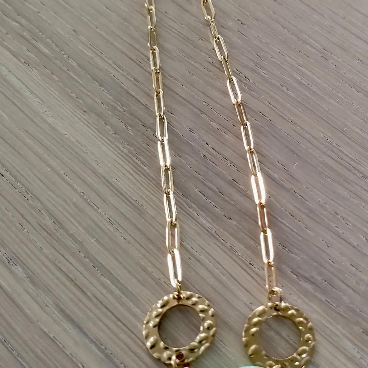 Collier femme en acier inoxydable doré et perle en céramique | Modèle unique